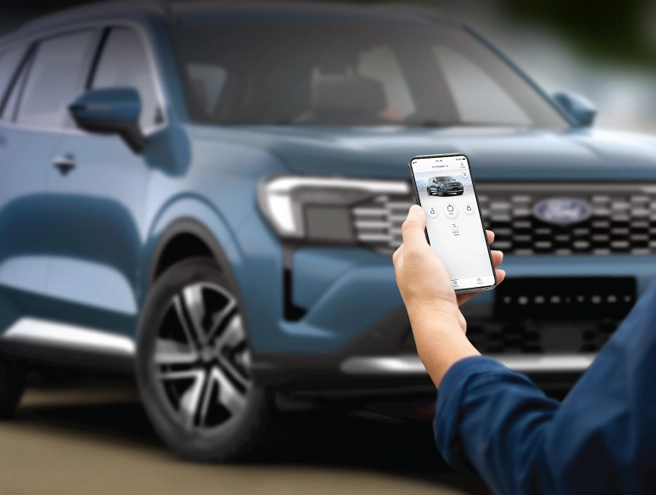 Ứng dụng FordPass thông minh
Nâng tầm trải nghiệm với ứng dụng di động FordPass – kết nối bạn với chiếc Ford Territory của mình. Nhờ FordPass Connect Modem tích hợp, bạn có thể dễ dàng khóa/mở khóa, khởi động xe từ xa, kiểm tra tình trạng sức khỏe của xe và định vị chính xác vị trí của xe mọi lúc, mọi nơi.
